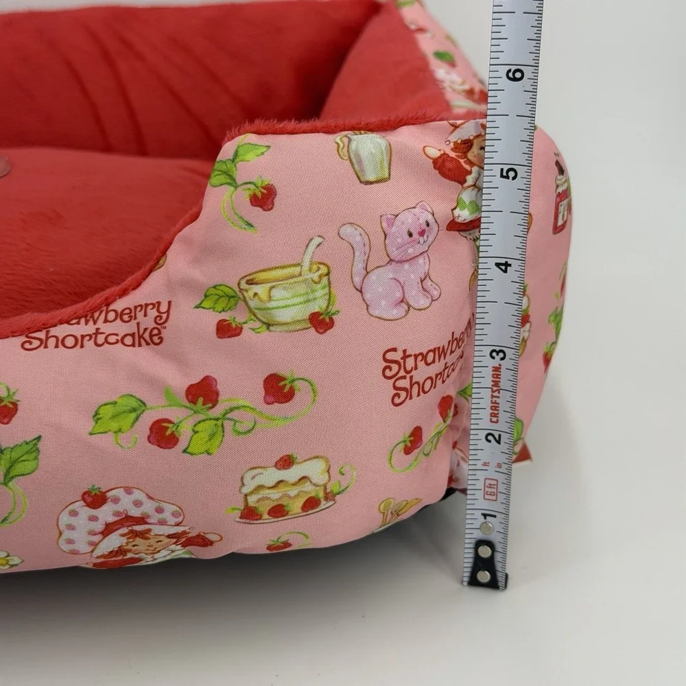 Strawberry Shortcake will package
